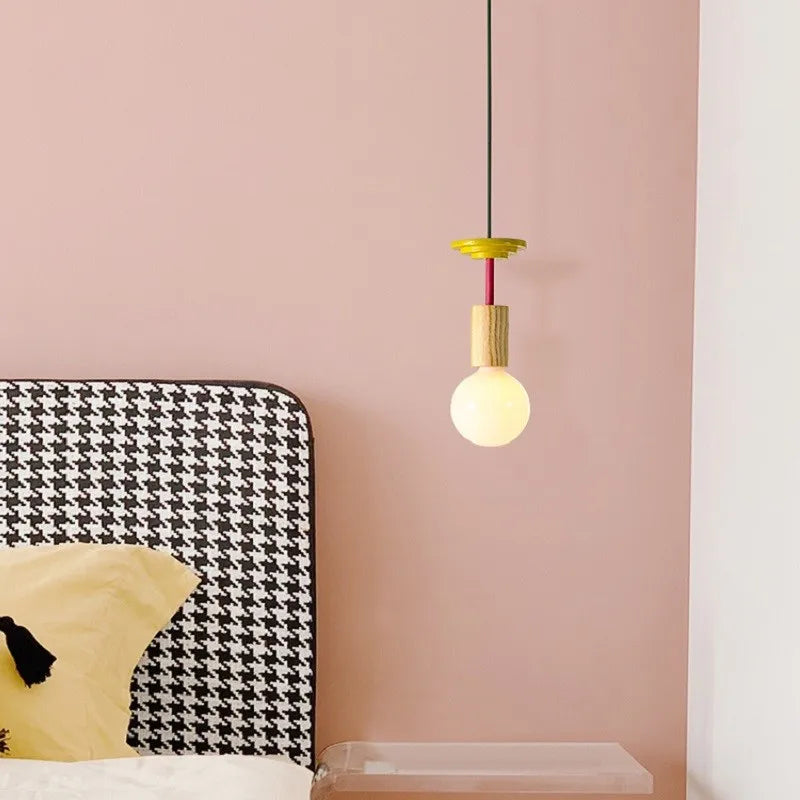 Suspension Memphis LED colorée à formes géométriques - vue 7 sur 18