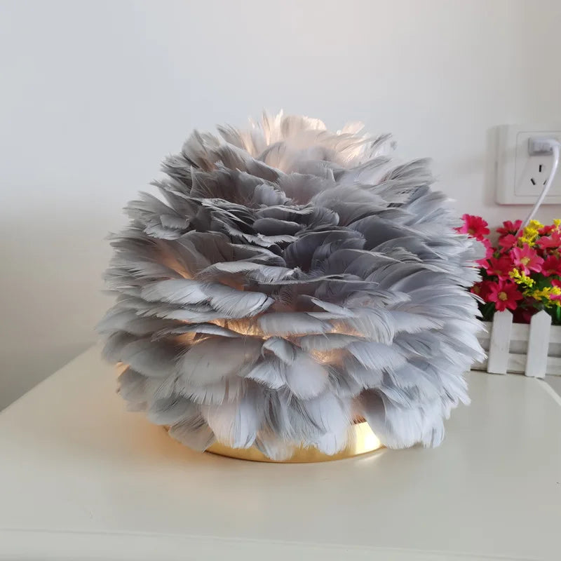 Lampe de Table en plumes roses et blanches naturelles