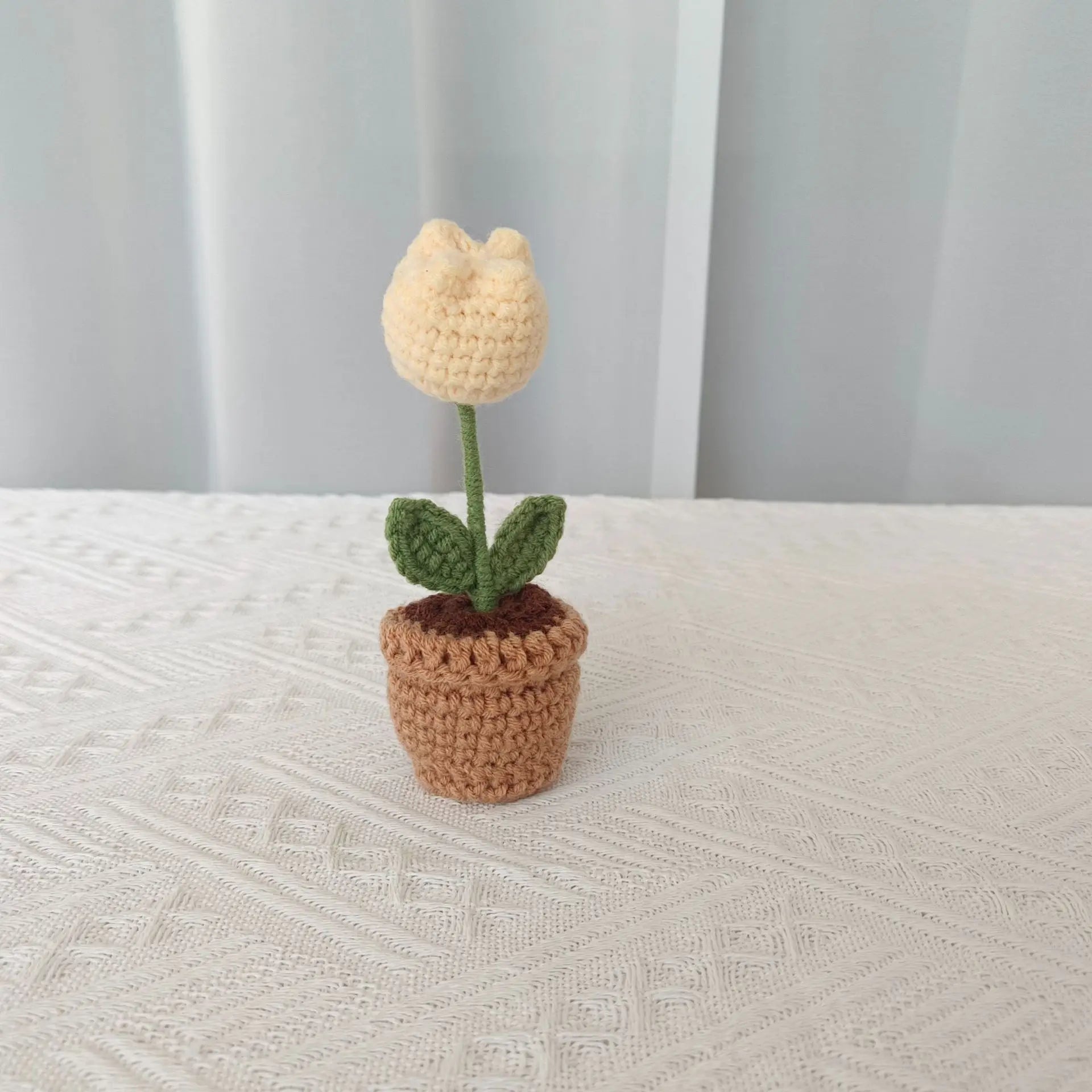 plante en pot tricotée à la main pour cadeau décoratif de saint valentin - vue 14 sur 19