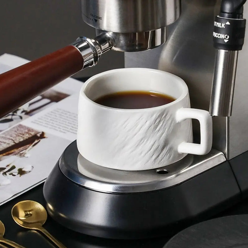 Ensemble tasse assiette ceramique style sable ergonomique