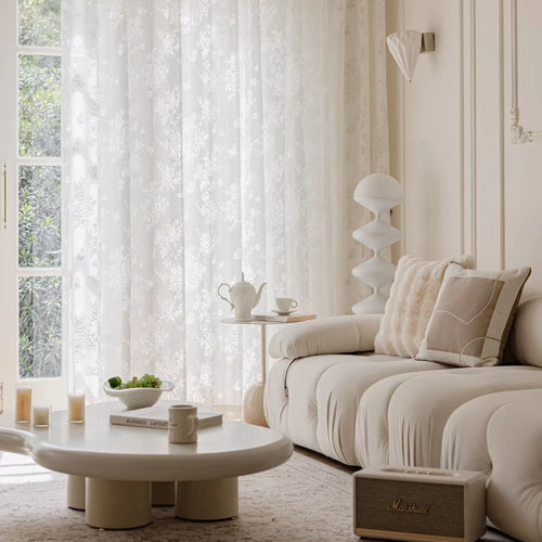 Voilage tulle motif papillons pour chambre fille salon