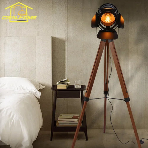 lampadaire industriel vintage en bois massif réglable pour intérieur