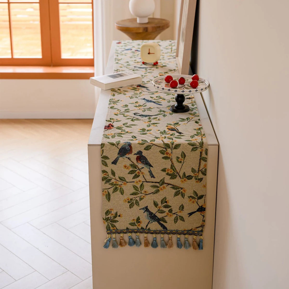 Chemin de table jacquard nordique animaux avec pompons - vue 5 sur 6