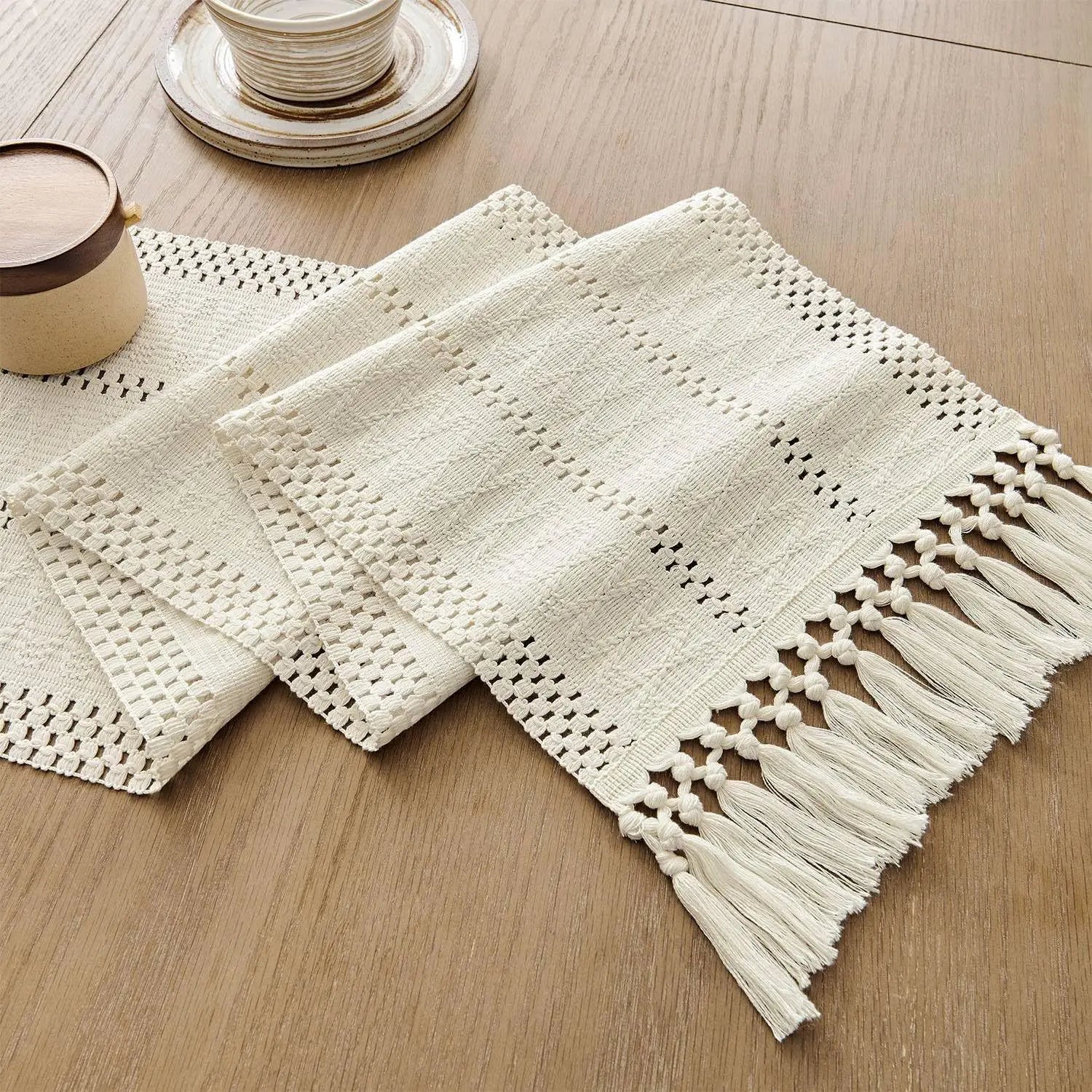 Chemin de table macramé bohème ivoire tissé franges