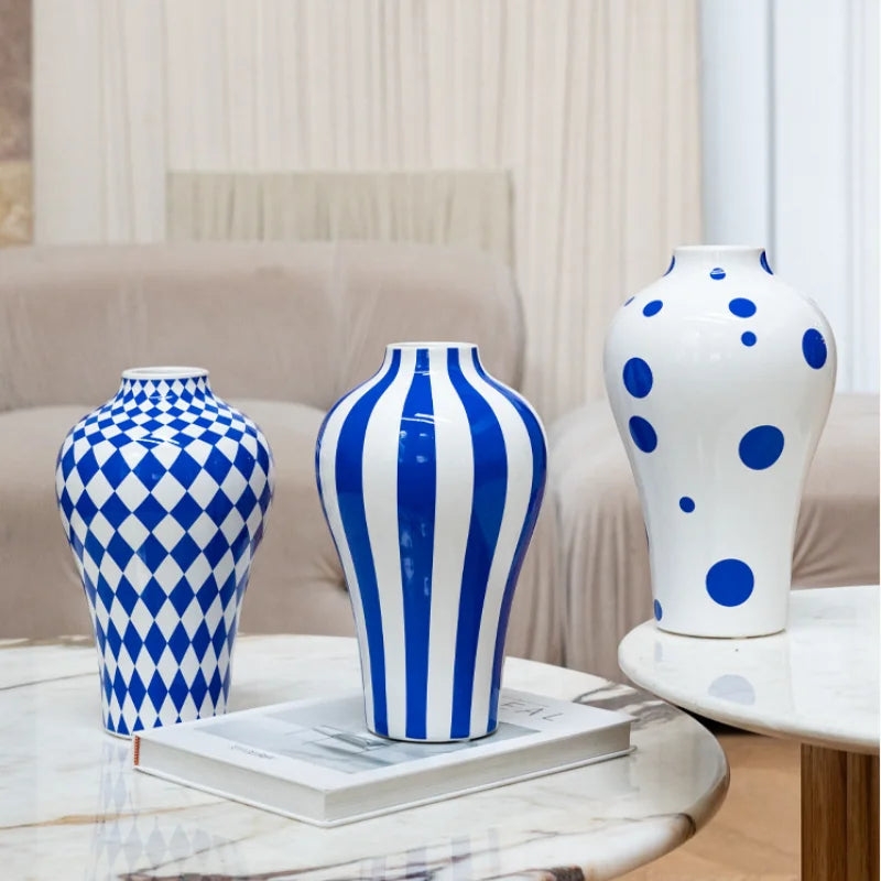vase en céramique motif géométrique pour décoration florale artisanale - vue 5 sur 9