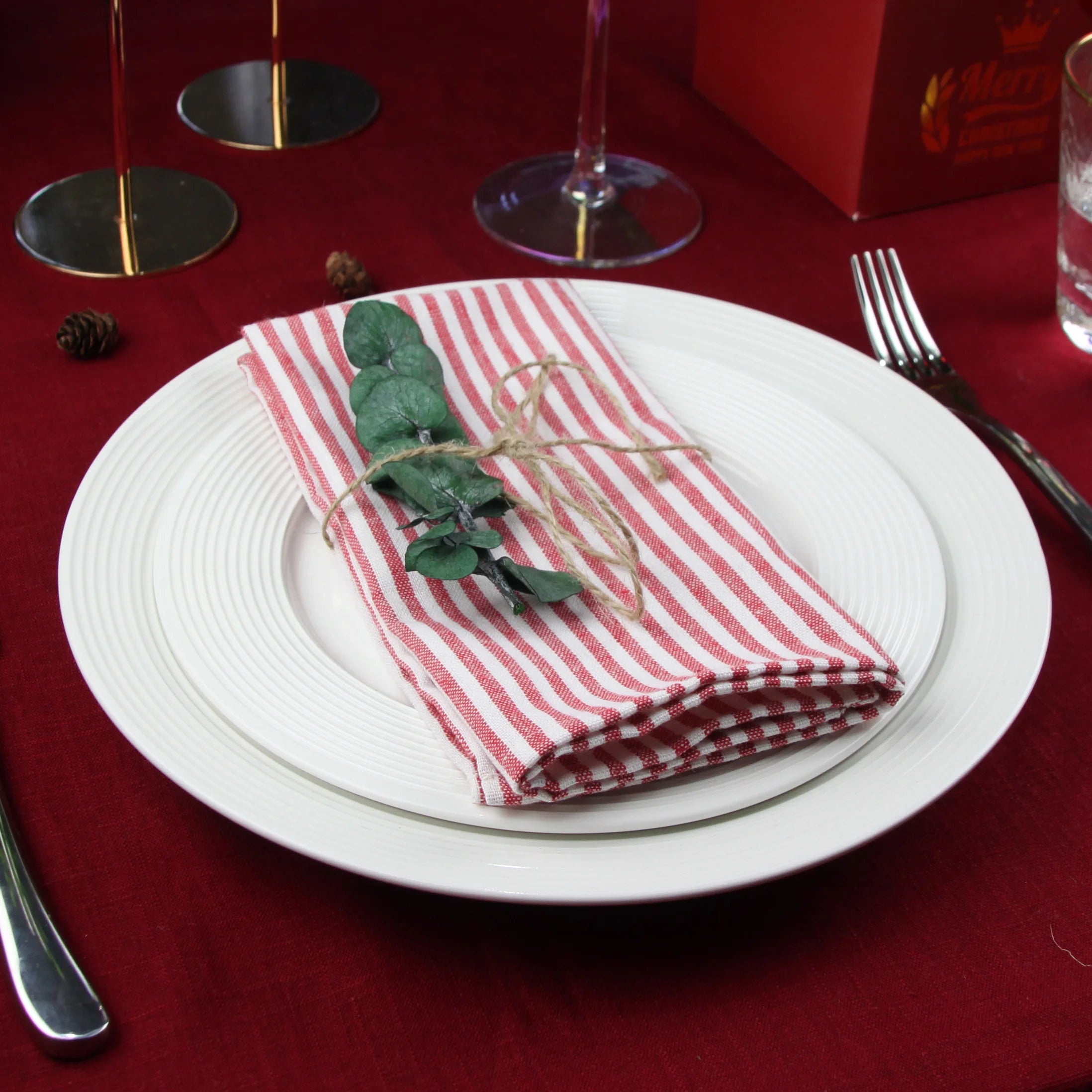Serviette de table lin coton style européen rayé - vue 6 sur 7