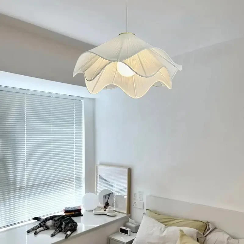 lustre en tissu plissé style nordique simple et confortable