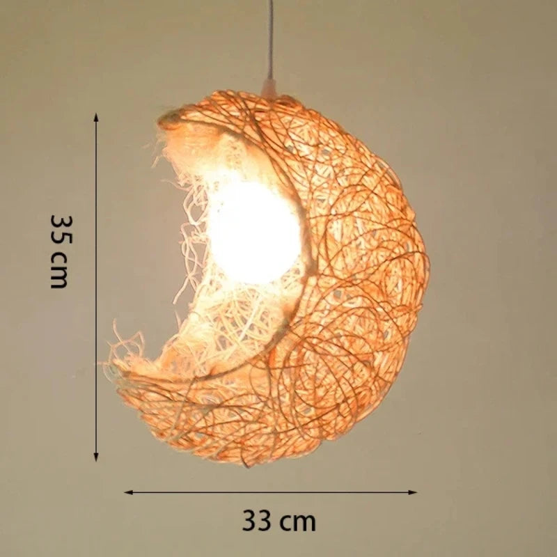 Lustre créatif en rotin en forme de lune - vue 7 sur 7