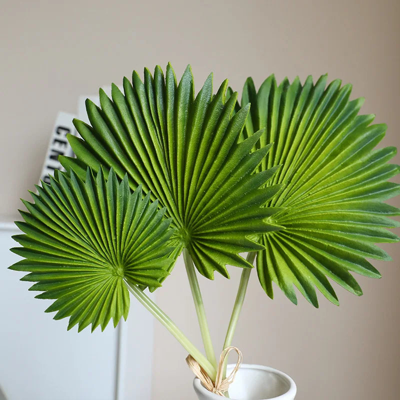 bouquet de feuilles monstera et bananier décoration intérieure mariage - vue 2 sur 10