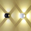 Applique murale LED de jardin étanche ronde à quatre côtés