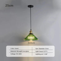 Suspension en verre au design nordique vert