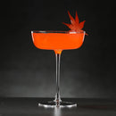 verres à pied élégants cocktail champagne martini vin
