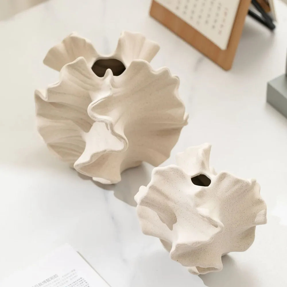 vase en céramique design nordique pour décoration florale moderne - vue 6 sur 10