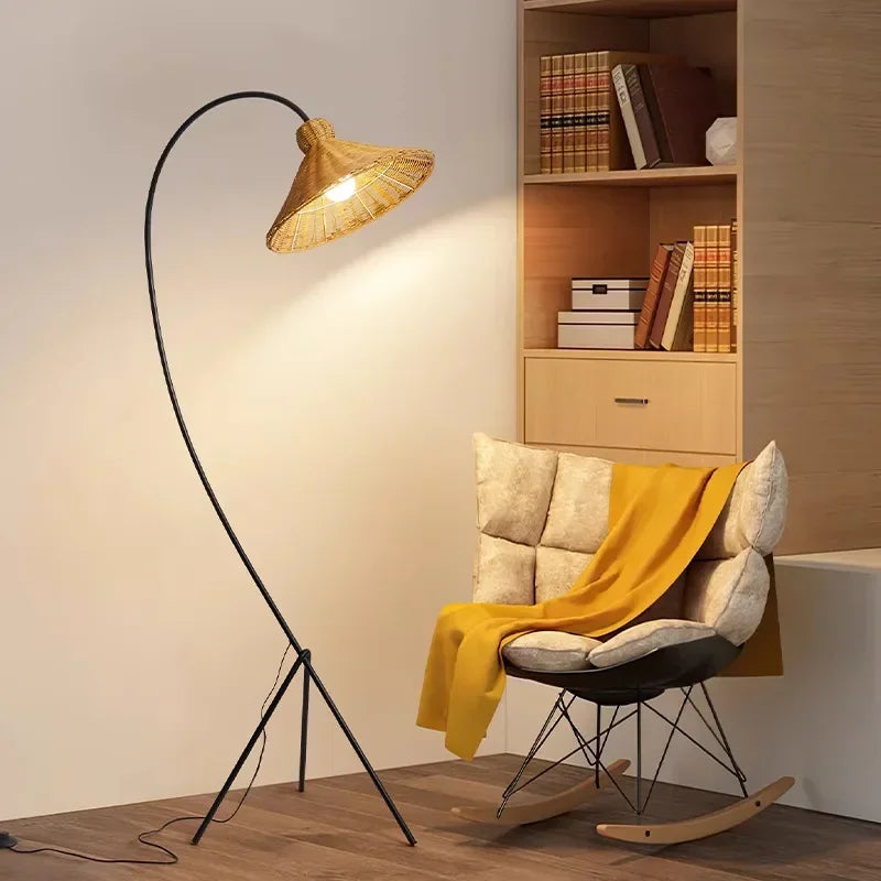 Nordic Tripod Floor Lamp with Rattan Shade Standing Light for Living Room Bedroom - vue 3 sur 7