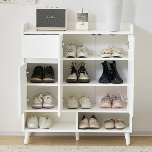 meuble de rangement minimaliste avec étagères ajustables et pieds en bois