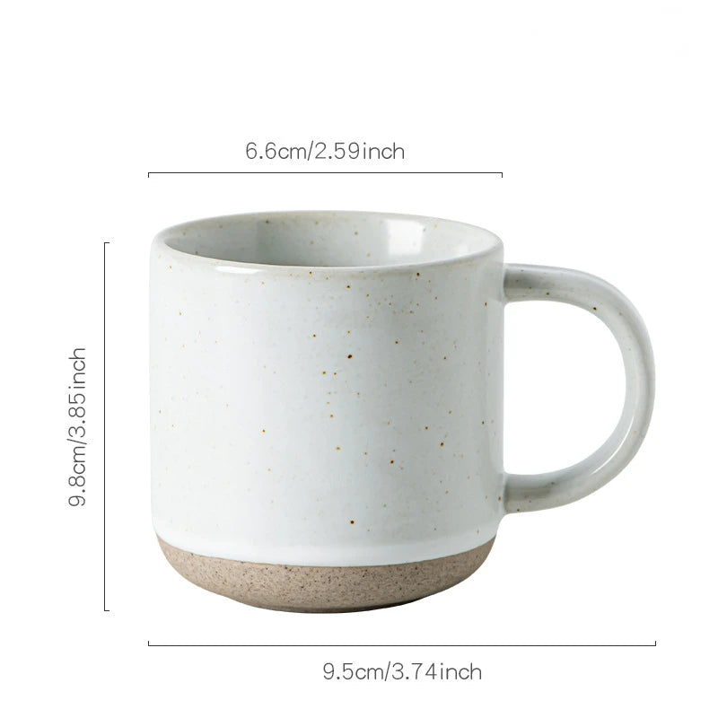 Tasse cafe ceramique mouchetee design moderne anse