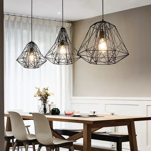 suspension vintage en cage géométrique pour restaurant et bar