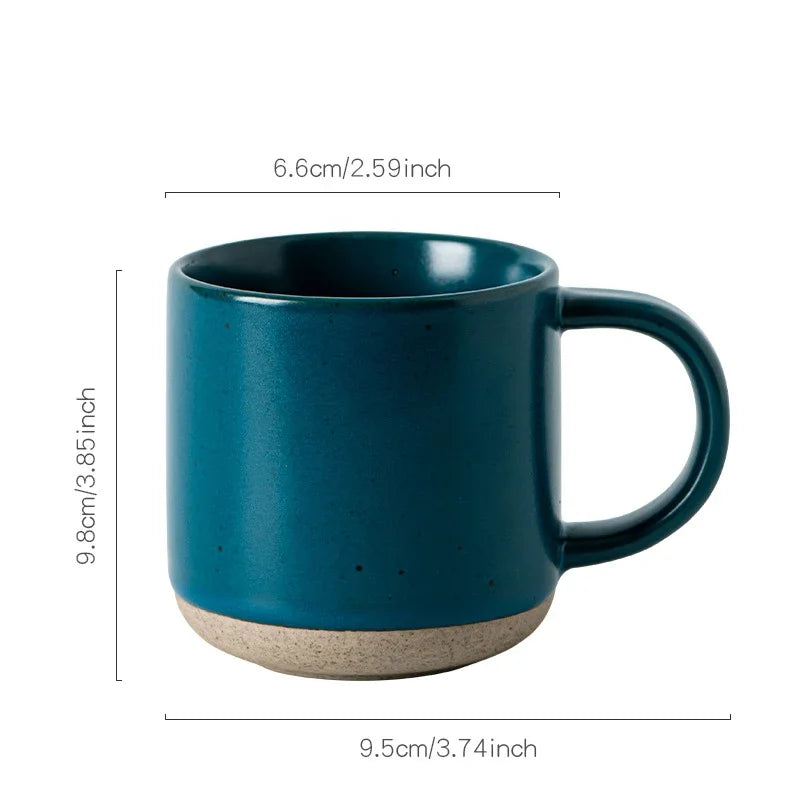 Mug ceramique mouchetee design moderne petit format cafe