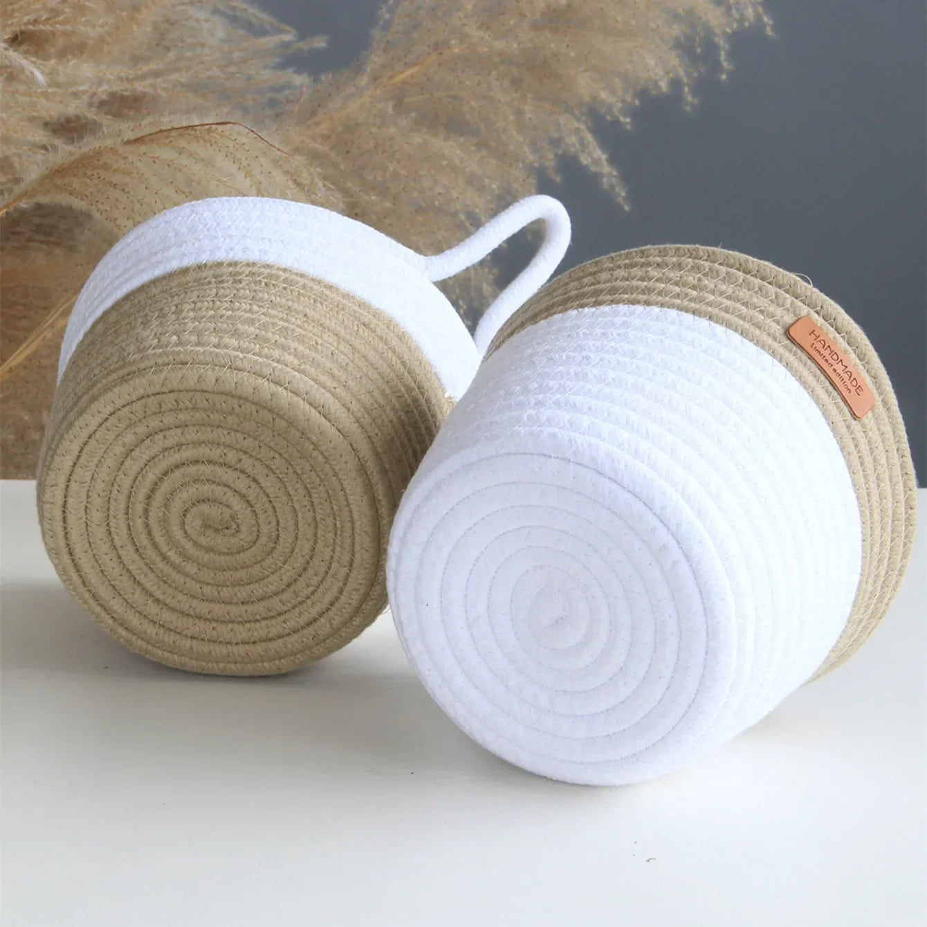 panier moderne en corde tissée pour rangement suspendu - vue 6 sur 8
