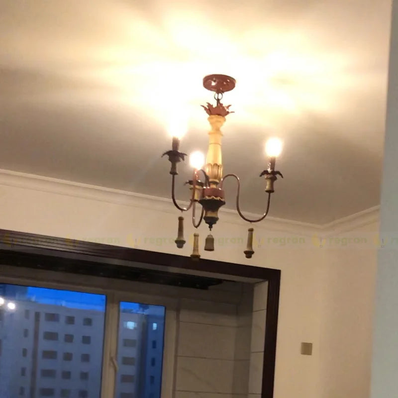 lustre industriel en résine antique avec bougeoirs à led - vue 3 sur 10