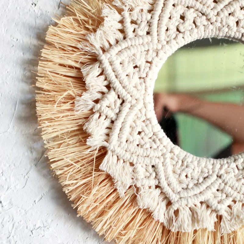 miroir mural en paille tissée pour décoration bohème et festive - vue 4 sur 7