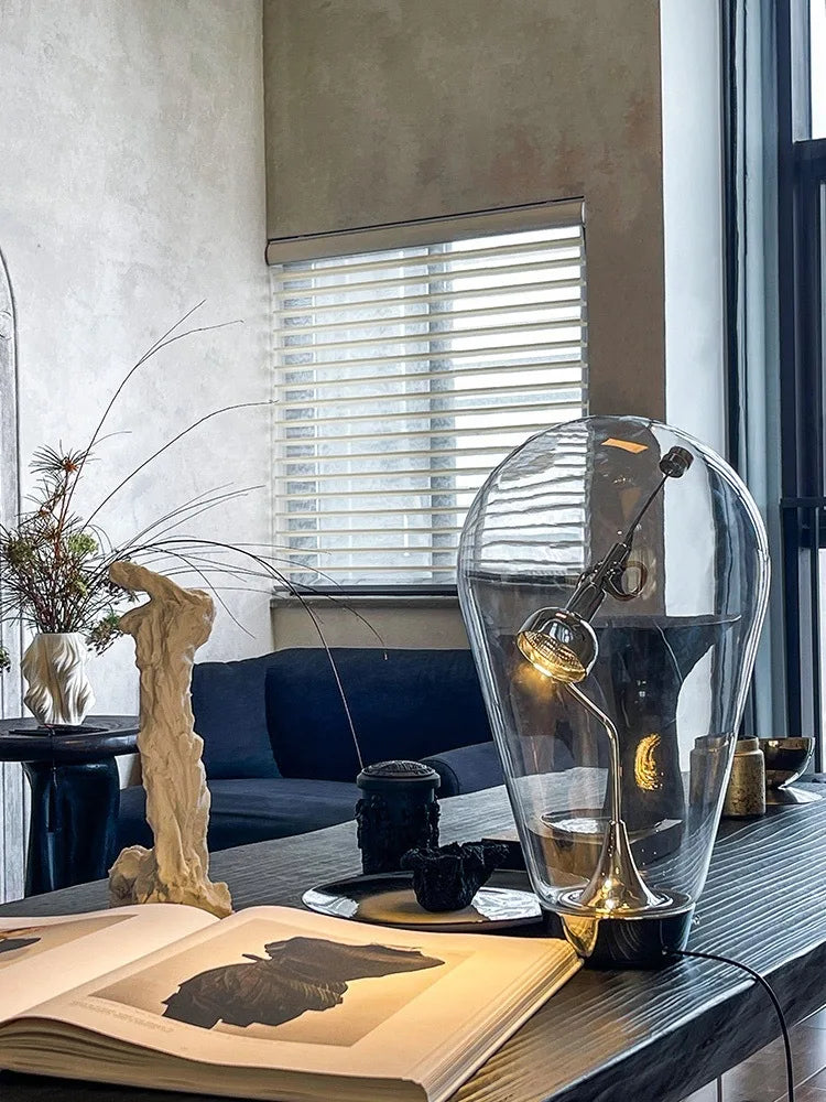 lampe de bureau magnétique moderne en verre transparent réglable - vue 4 sur 8