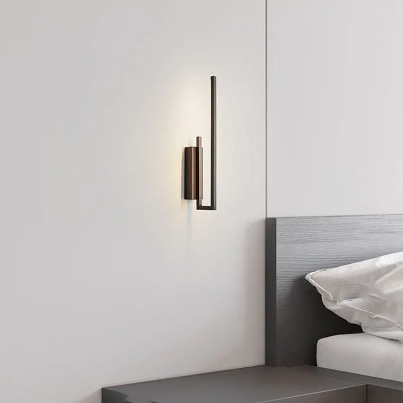 applique murale minimaliste en laiton à intensité variable - vue 5 sur 8
