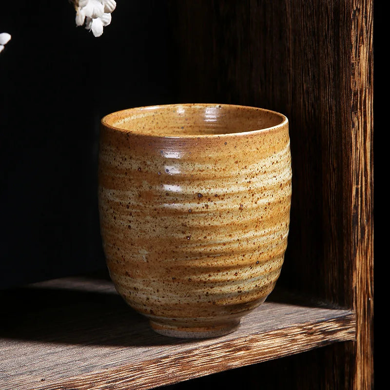 tasse japonaise en céramique artisanale style retro