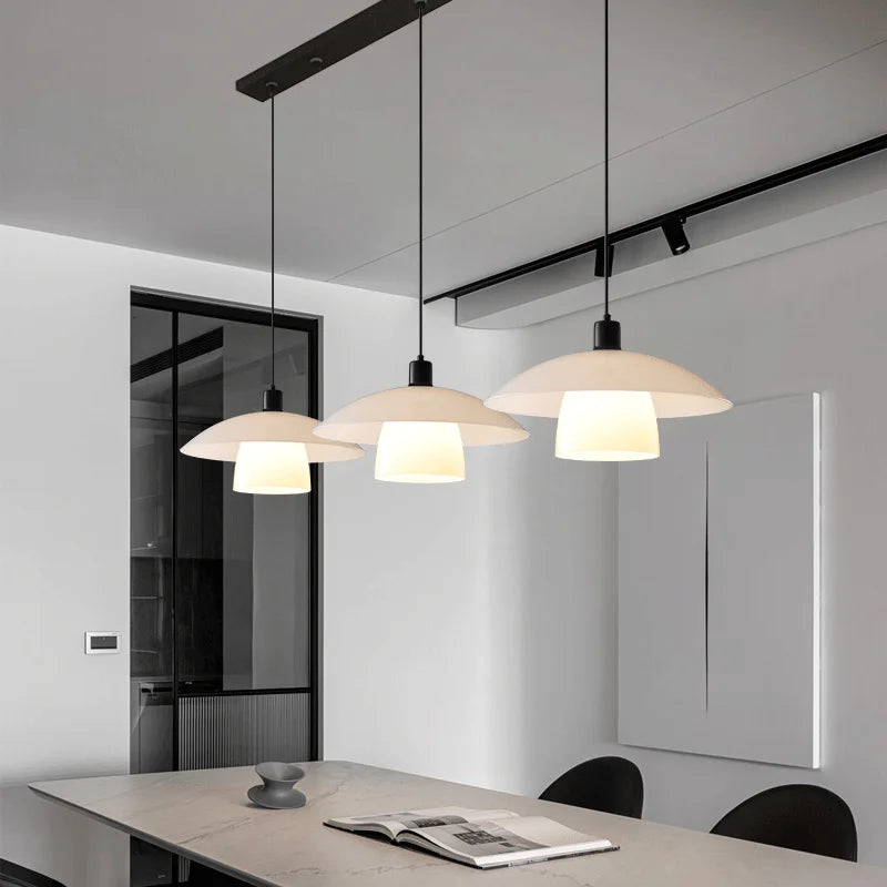 Suspension LED avec soucoupe volante - vue 6 sur 8