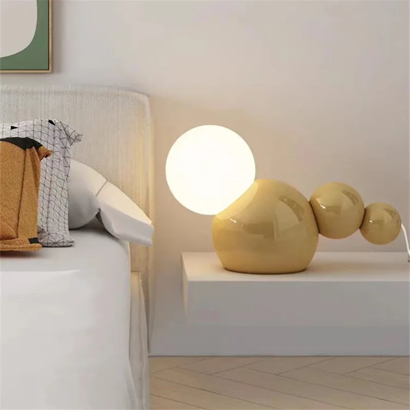 lampe à poser nordique en verre ronde pour nuit mignonne - vue 4 sur 8