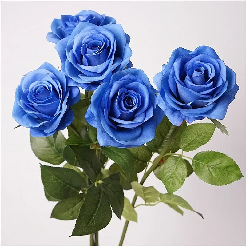 branche de roses artificielles réalistes pour décoration élégante
