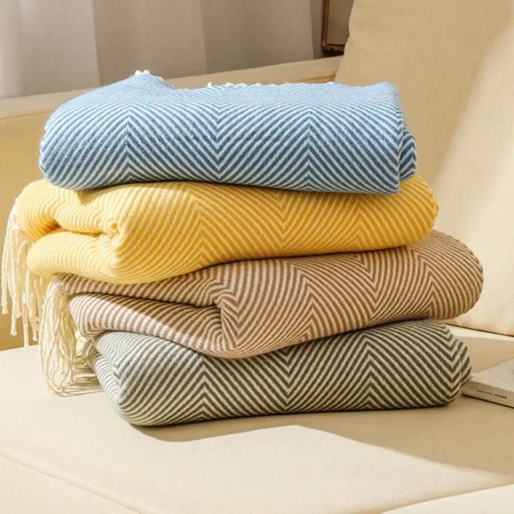 plaid tricoté nordique motif rayé pour canapé lit - vue 2 sur 3