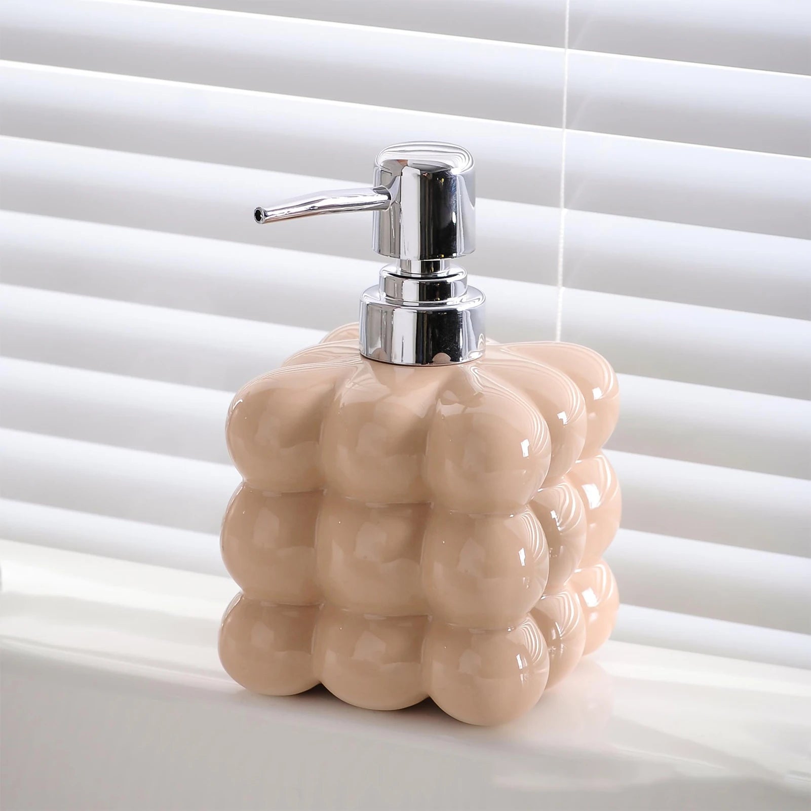 distributeur rechargeable de shampoing et savon moussant - vue 3 sur 9