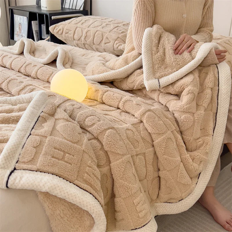 plaid polaire epais motif coeur pour canapé lit - vue 3 sur 6