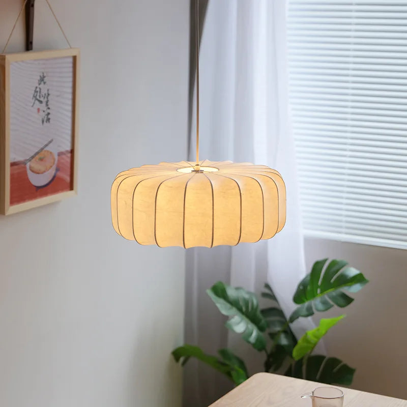 Suspension en soie classique et originale - vue 6 sur 12