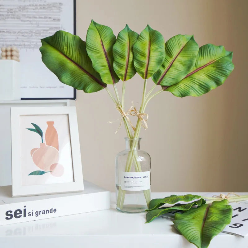 bouquet de feuilles monstera et bananier décoration intérieure mariage - vue 4 sur 10