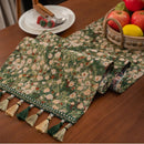 Chemin de table jacquard vert floral style campagne