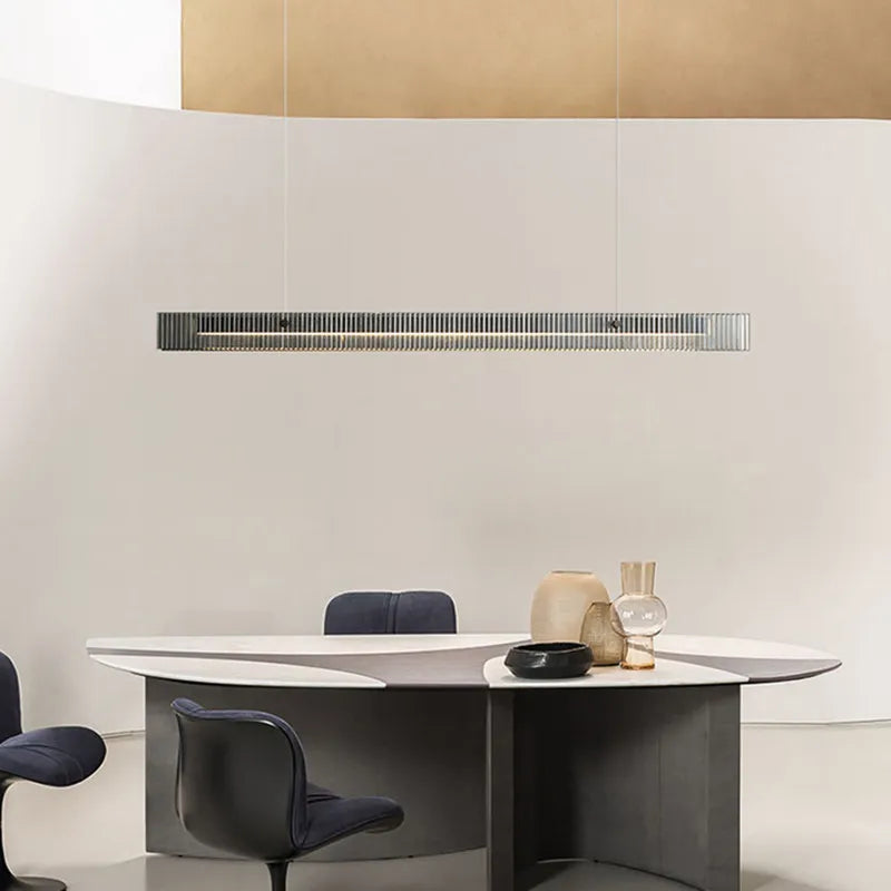 Lustre design de luxe en acier inoxydable et cristal minimaliste longue bande - vue 5 sur 8