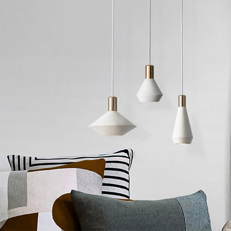 lustre moderne pour salon avec lampe à main