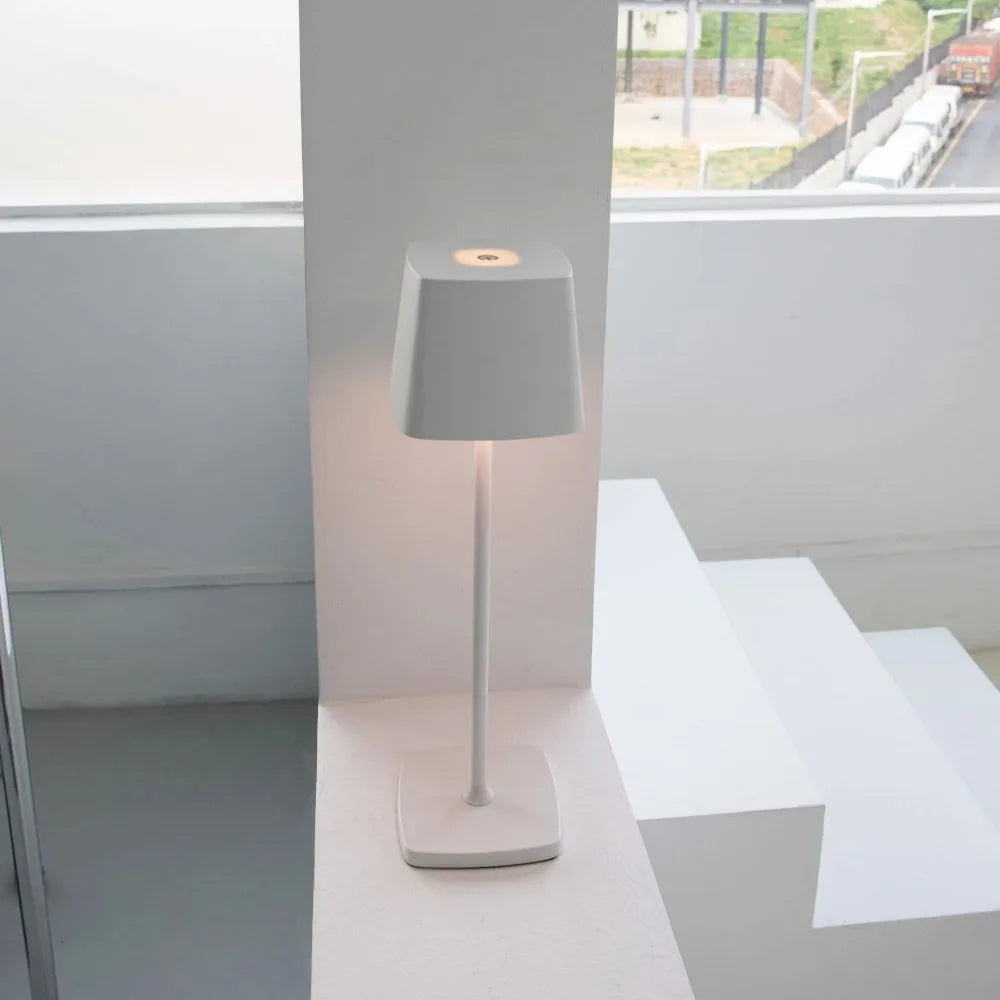 Lampe de Table sans fil Rechargeable moderne - vue 6 sur 9