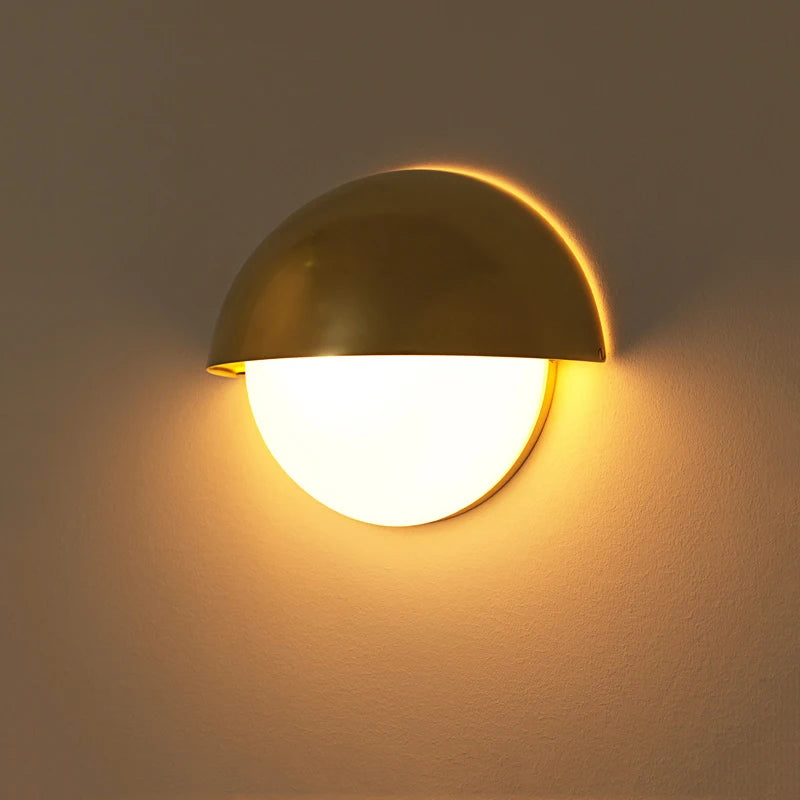 Applique murale Led rétro européenne dorée