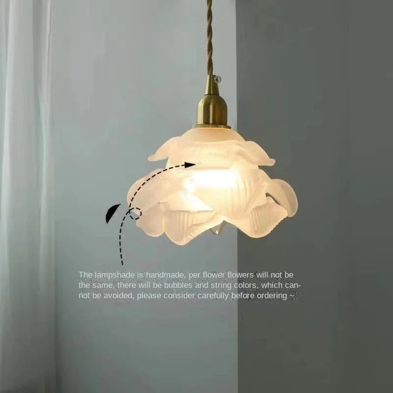 suspension rétro à pétales en laiton et verre pour décoration intérieure - vue 6 sur 10