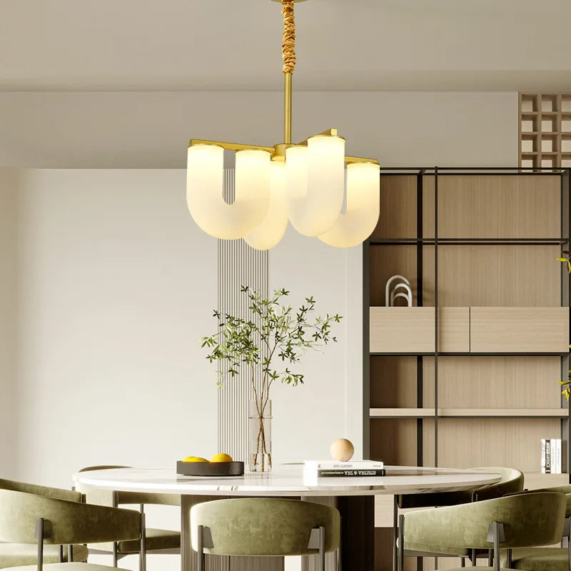 lustre moderne en acrylique et métal doré pour intérieur élégant - vue 5 sur 10