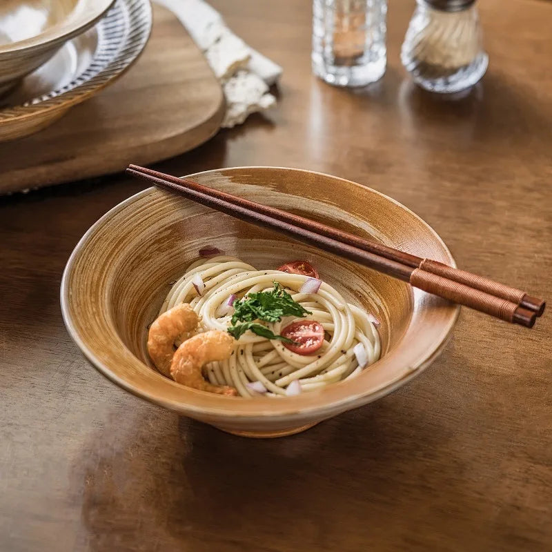 Bol ramen style chapeau paille céramique texture japonaise