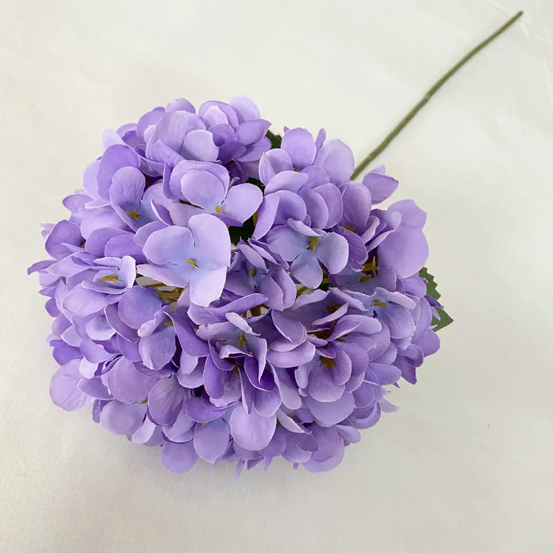 bouquet d'hortensias artificiels en soie pour décoration et événements - vue 15 sur 19