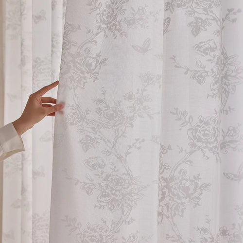 Voilage tulle motif papillons pour chambre fille salon
