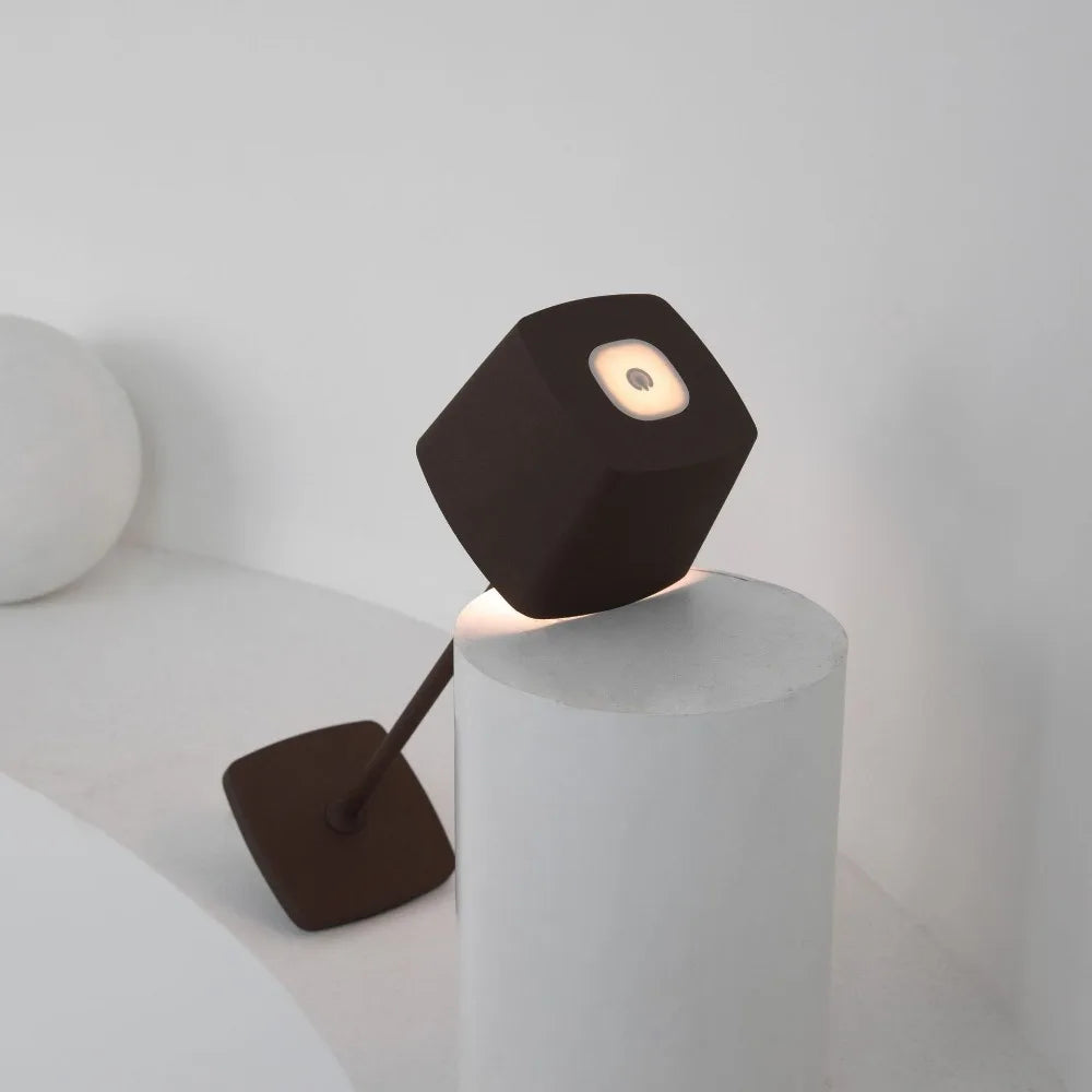 Lampe de Table sans fil Rechargeable moderne - vue 8 sur 9