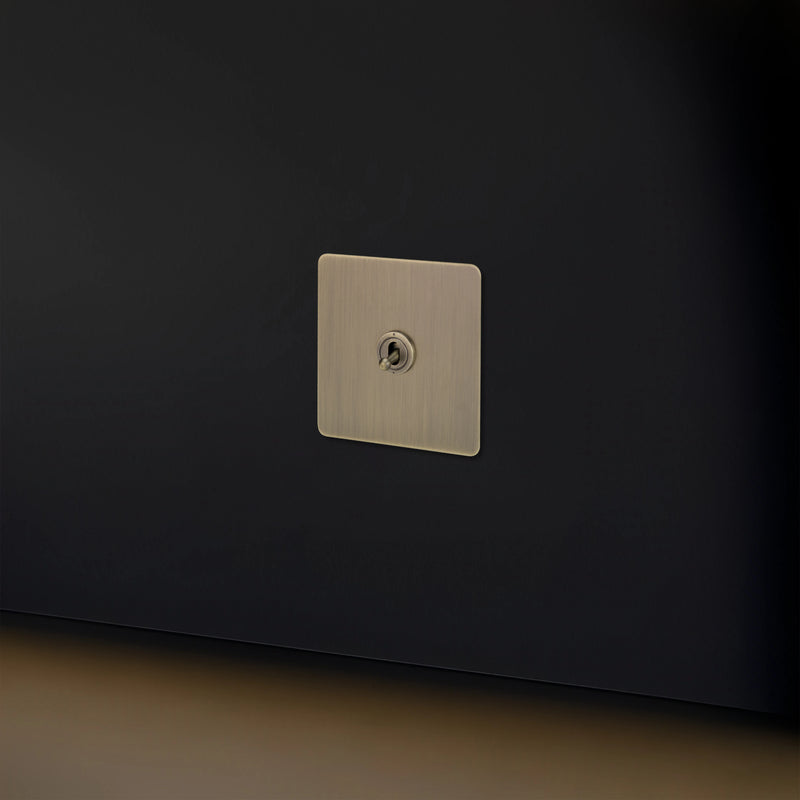 Prise double RJ45 en acier gris vieilli brossé bords arrondis