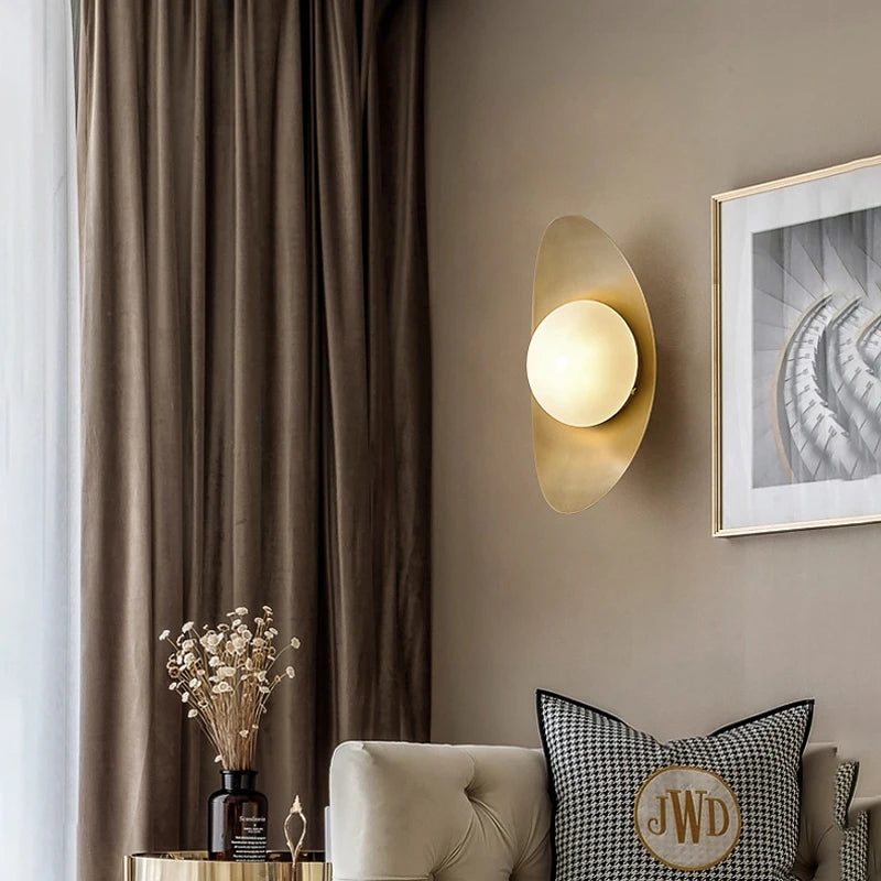 Design américain créatif Yuanbao fer Art applique lumière de luxe étude Art Simple moderne chambre hôtel couloir or lampe à LED