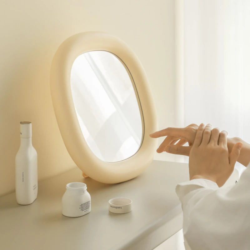 miroirs décoratifs ronds mignons pour maquillage suspendus à la main - vue 8 sur 8